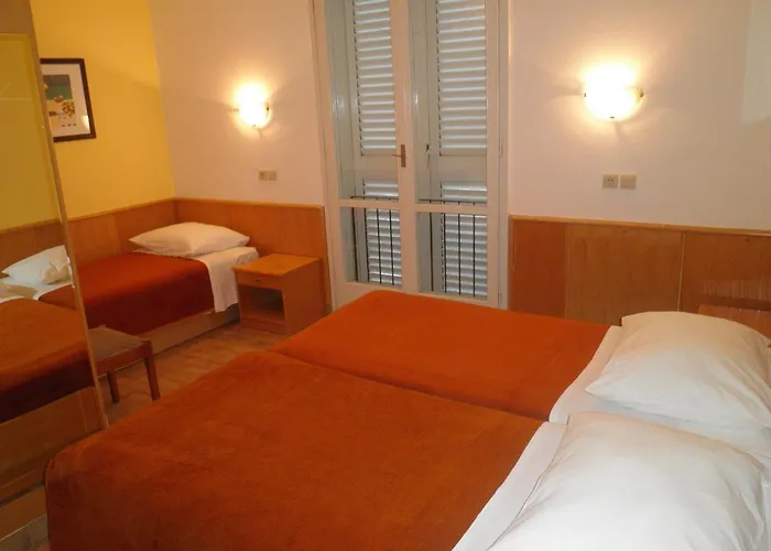 Hotel Zora Pavilions